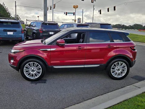 2013 Land Rover Range Rover Evoque Prestige Sport Utility 4D