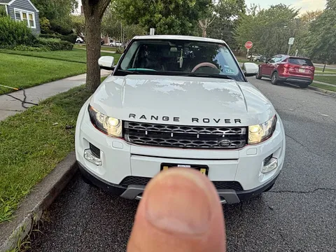 2013 Land Rover Range Rover Evoque SE Premium Sport Utility 4D