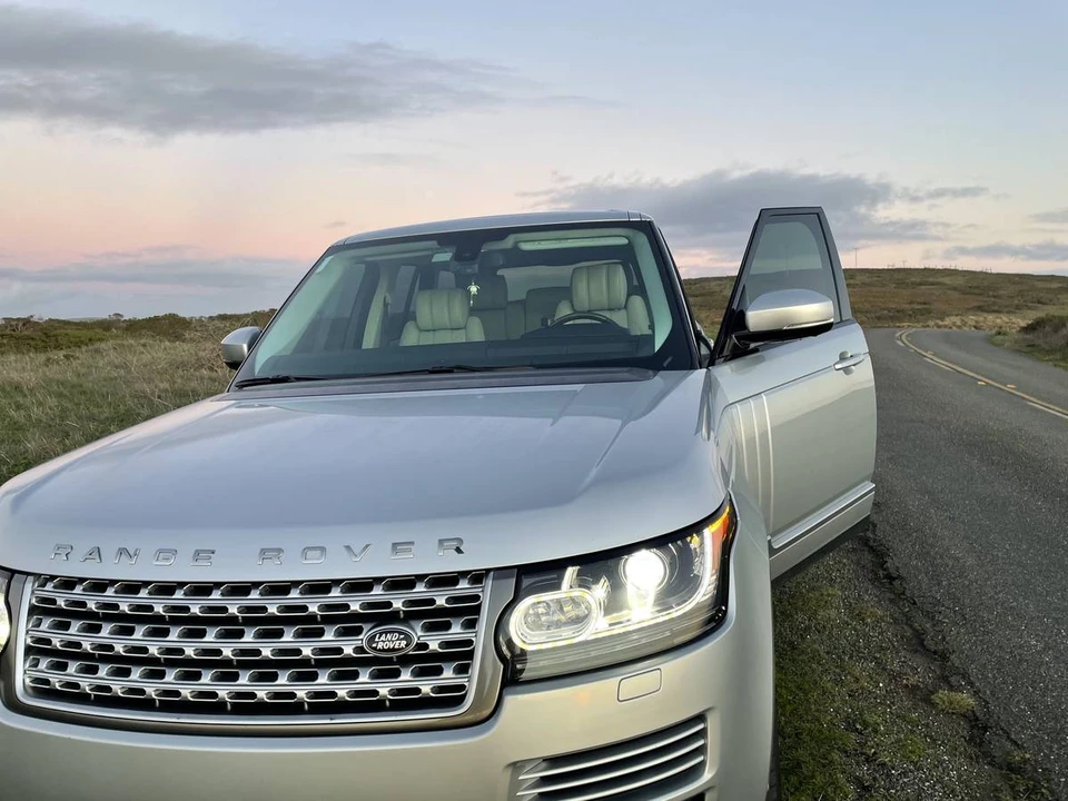 2013 Land Rover Range Rover L405 - Image 4 of 9