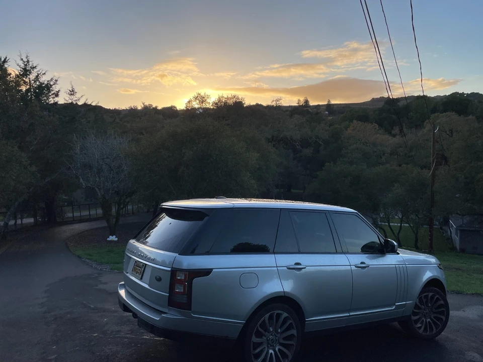 2013 Land Rover Range Rover L405 - Image 6 of 30