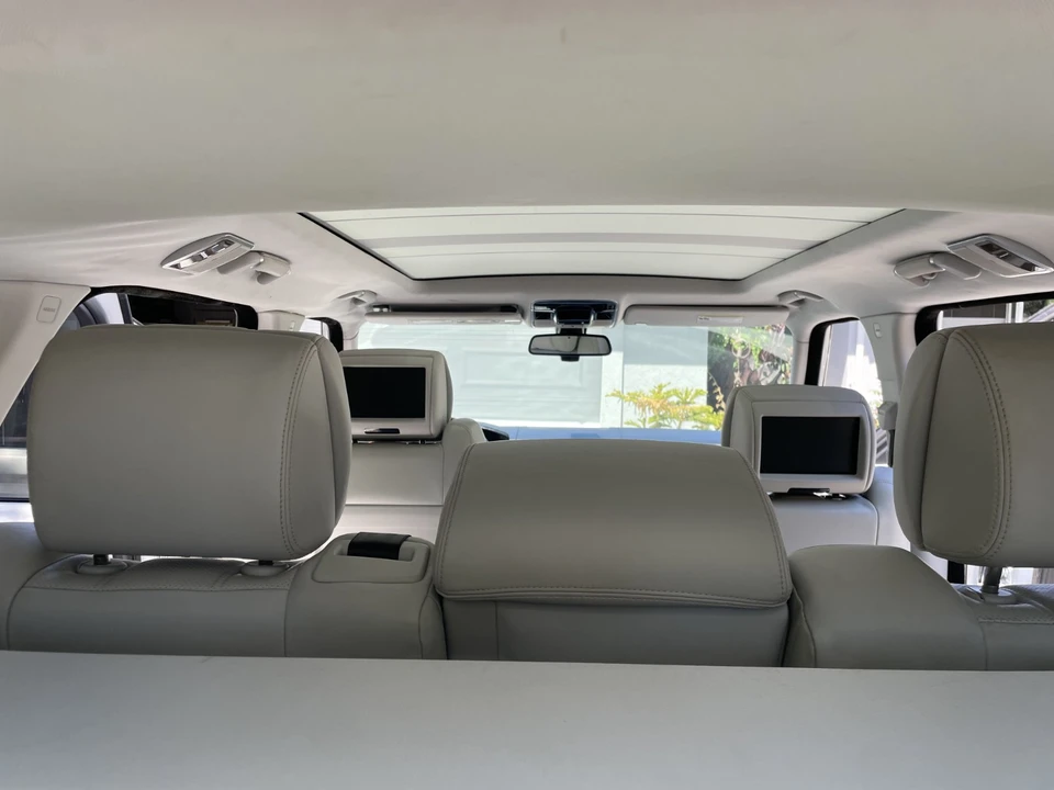 2013 Land Rover Range Rover L405 - Image 19 of 30
