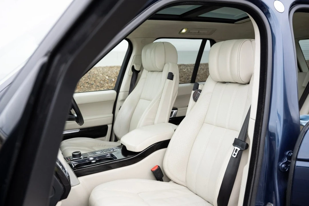 2013 Land Rover Range Rover L405 - Image 19 of 30
