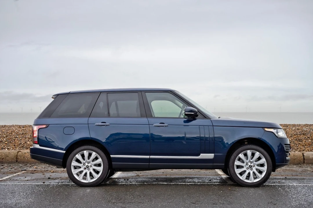 2013 Land Rover Range Rover L405 - Image 8 of 30