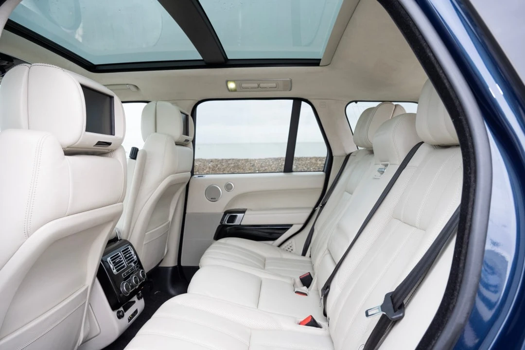 2013 Land Rover Range Rover L405 - Image 23 of 30