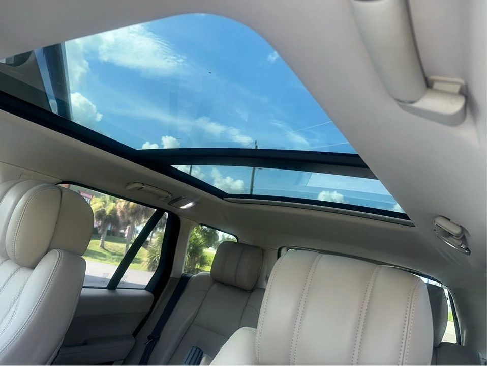 2013 Land Rover Range Rover L405 - Image 11 of 20