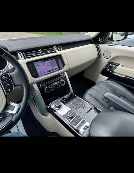 2013 Land Rover Range Rover L405 - Image 7 of 16