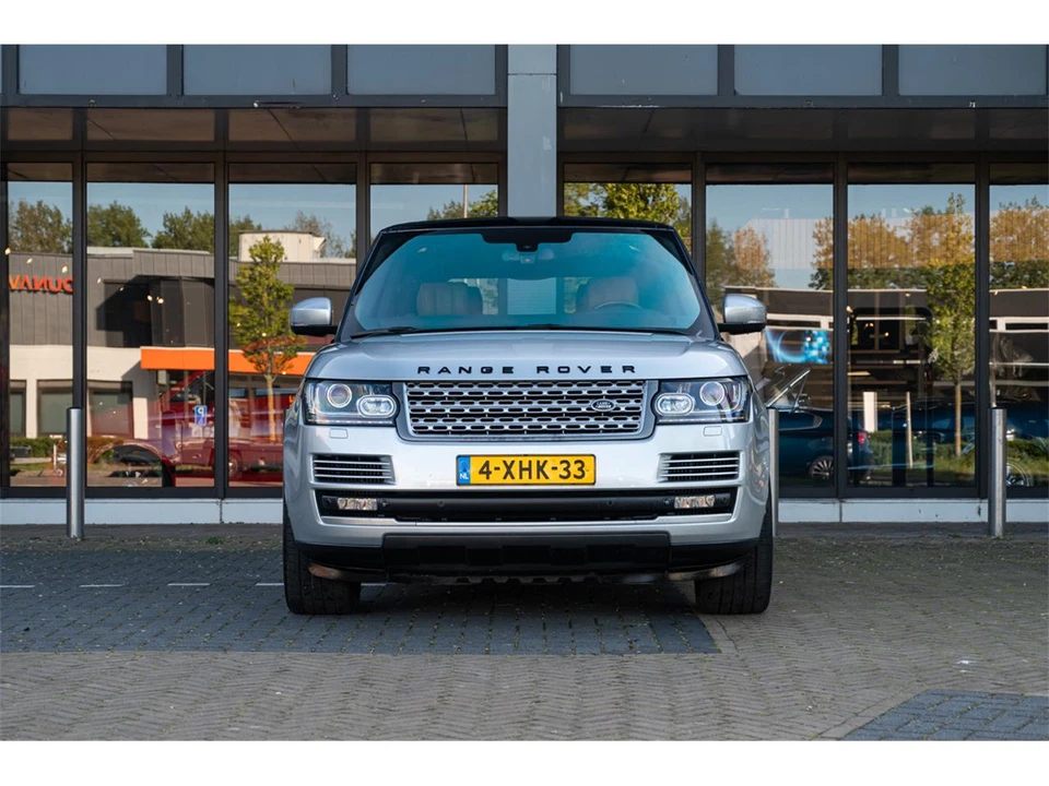 2013 Land Rover Range Rover L405 - Image 2 of 11