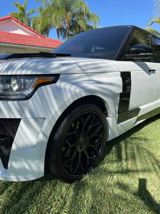 2013 Land Rover Range Rover L405 - Image 18 of 31