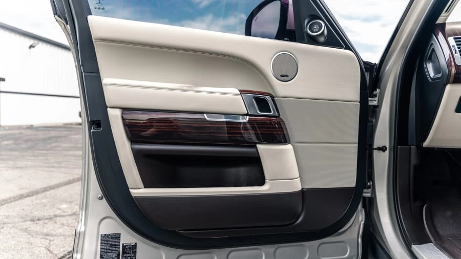 2013 Land Rover Range Rover L405 - Image 18 of 29