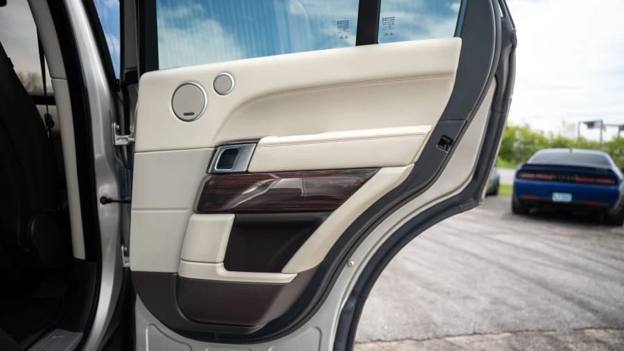 2013 Land Rover Range Rover L405 - Image 17 of 29