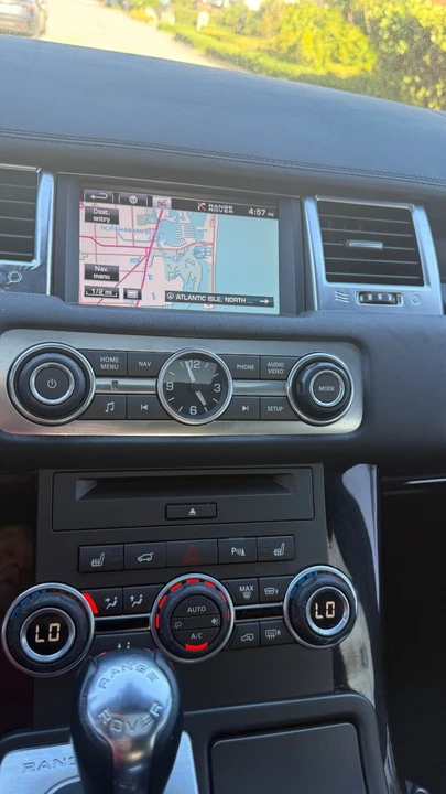 2013 Land Rover Range Rover L405 - Image 17 of 20