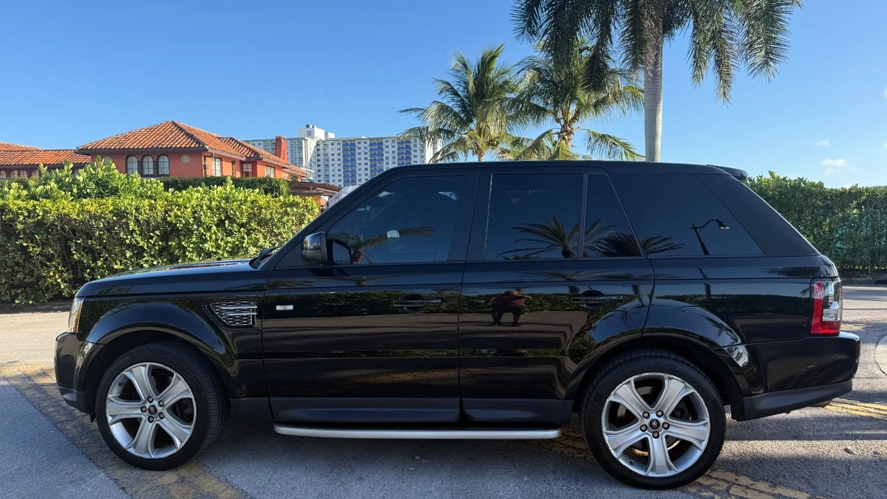 2013 Land Rover Range Rover L405 - Image 6 of 20