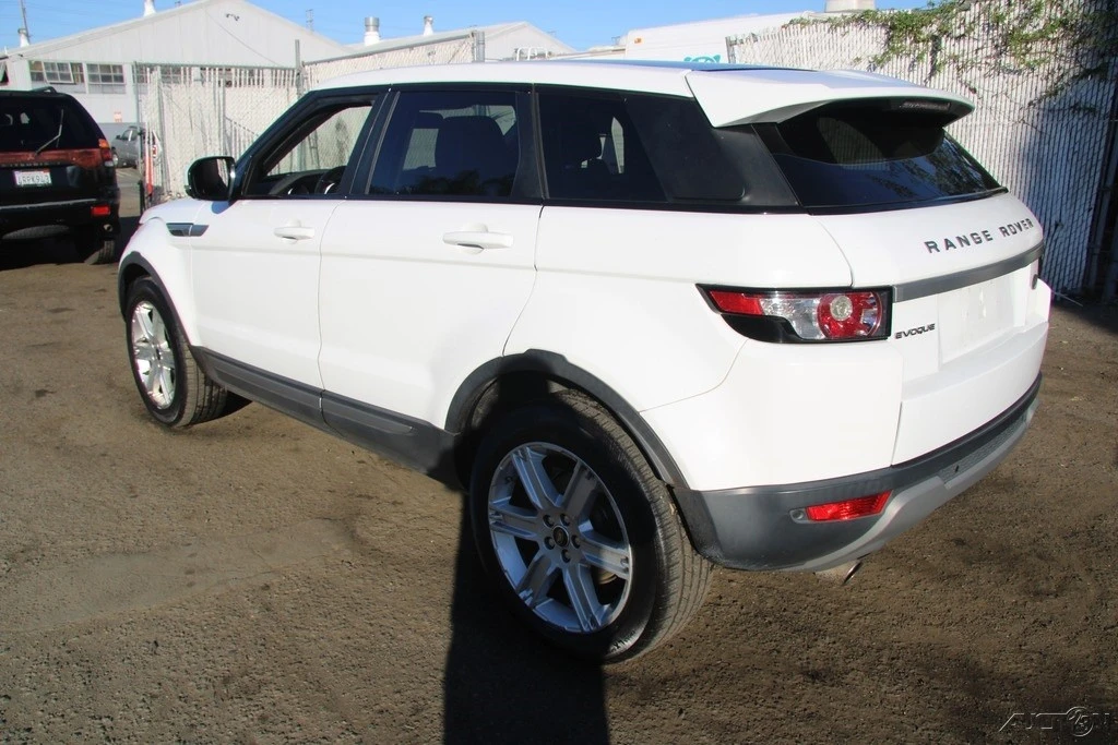 2013 Land Rover Range Rover L405 - Image 4 of 21