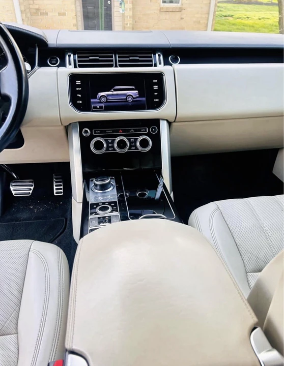 2013 Land Rover Range Rover L405 - Image 10 of 15