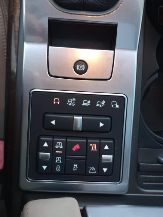 2013 Land Rover Range Rover L405 - Image 15 of 19