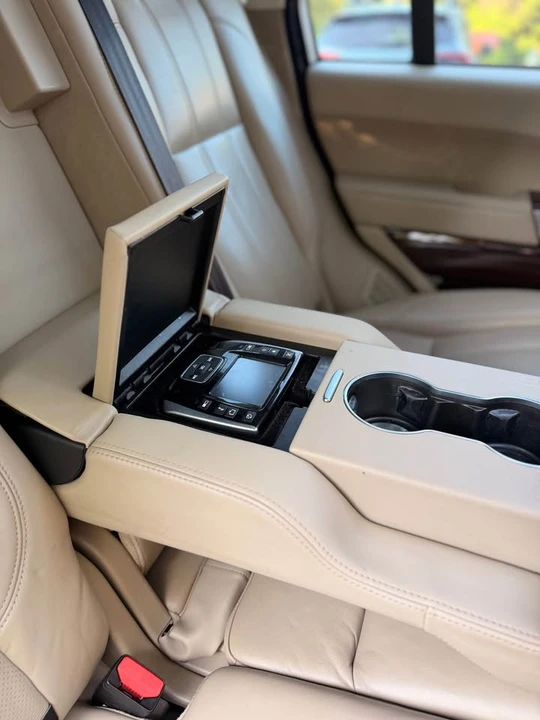 2013 Land Rover Range Rover L405 - Image 6 of 18
