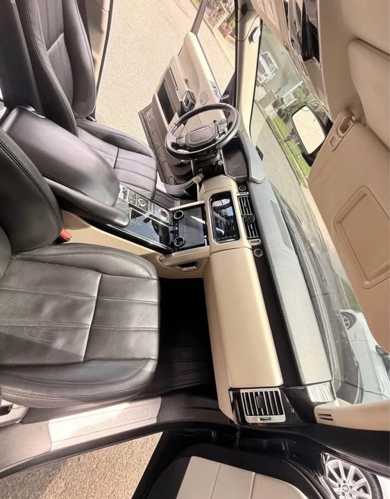 2013 Land Rover Range Rover L405 - Image 6 of 11