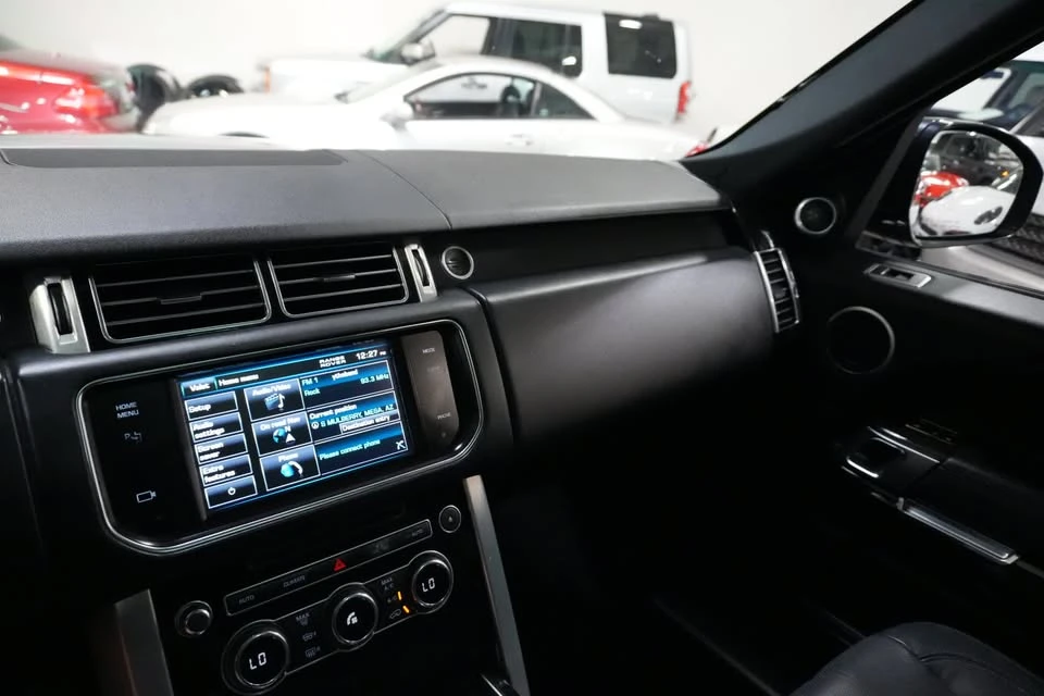 2013 Land Rover Range Rover L405 - Image 13 of 20