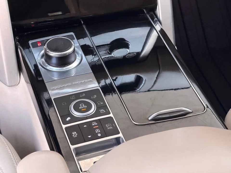 2013 Land Rover Range Rover L405 - Image 16 of 20