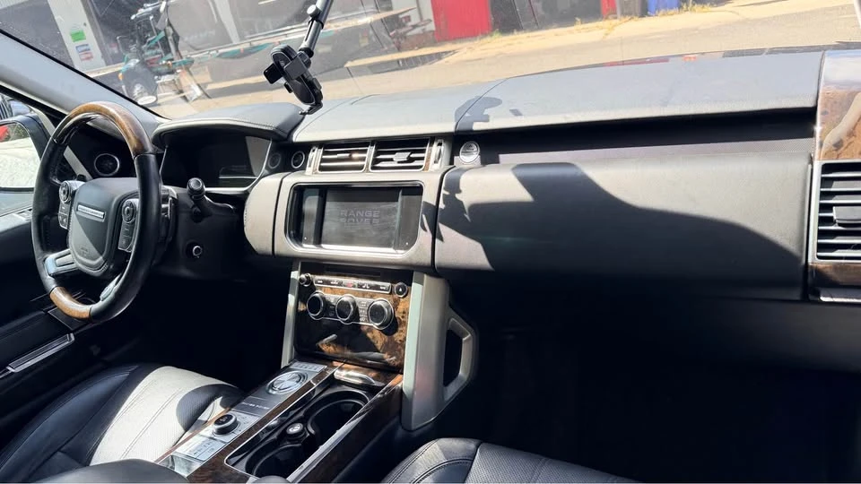 2013 Land Rover Range Rover L405 - Image 7 of 13