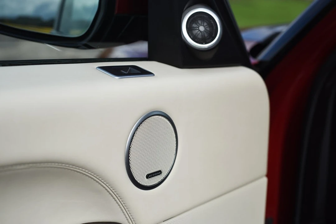 2013 Land Rover Range Rover L405 - Image 10 of 30