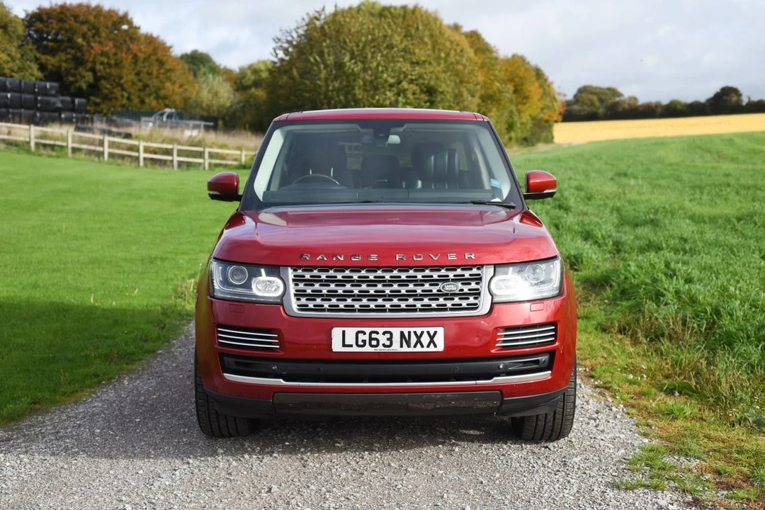 2013 Land Rover Range Rover L405 - Image 7 of 30