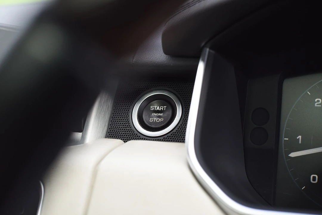 2013 Land Rover Range Rover L405 - Image 20 of 30