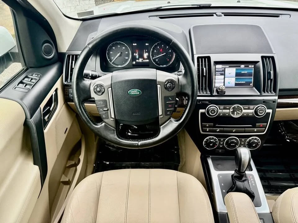 2013 Land Rover Freelander - Image 14 of 19