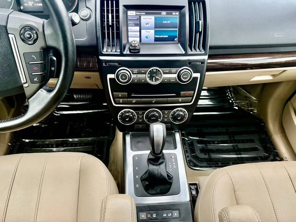 2013 Land Rover Freelander - Image 16 of 19
