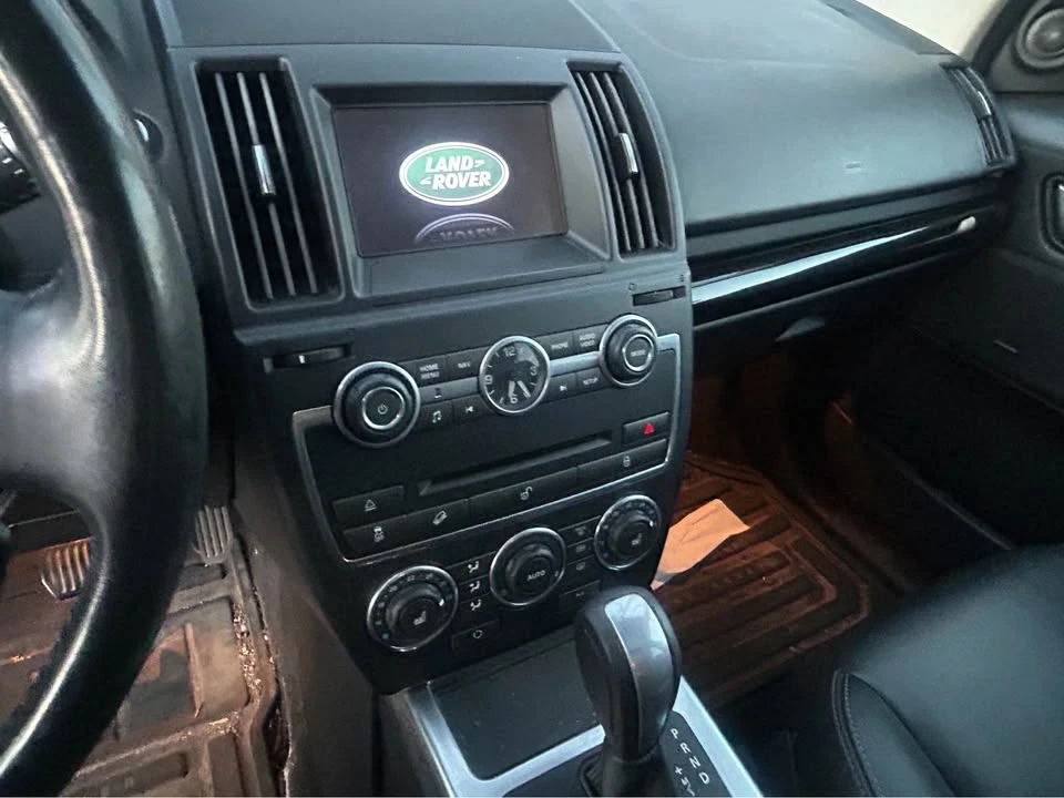 2013 Land Rover Freelander - Image 7 of 11
