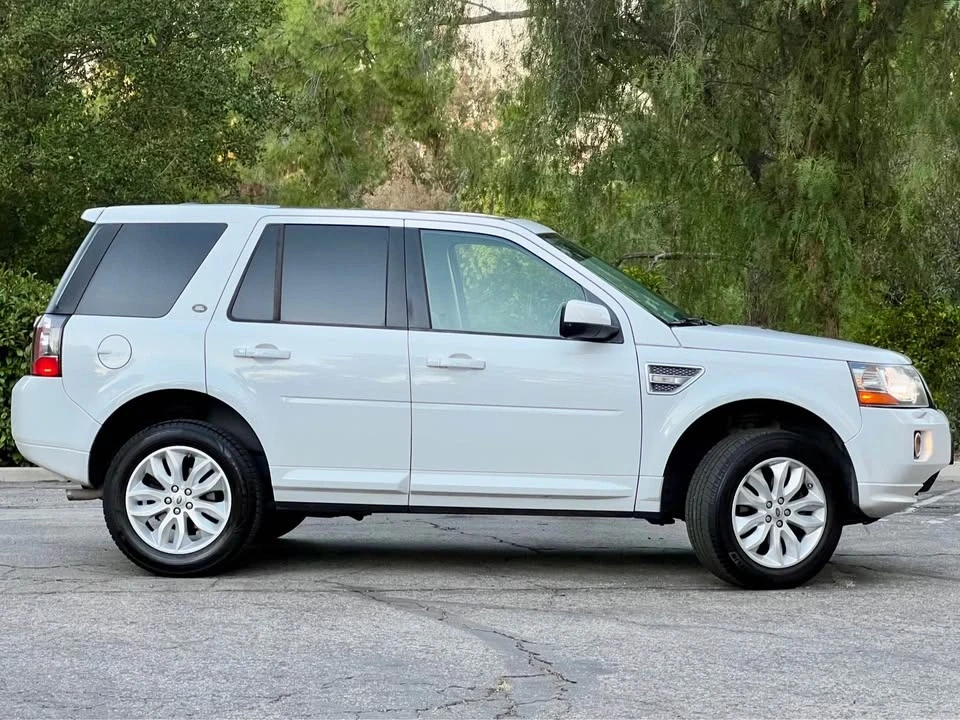 2013 Land Rover Freelander - Image 17 of 20