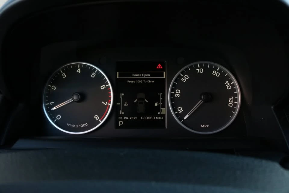 2013 Land Rover Discovery 4th Gen - Image 10 of 20