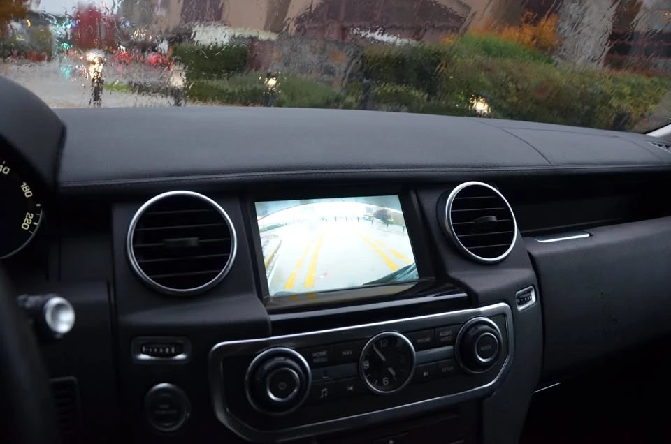 2013 Land Rover Discovery 4th Gen - Image 7 of 12