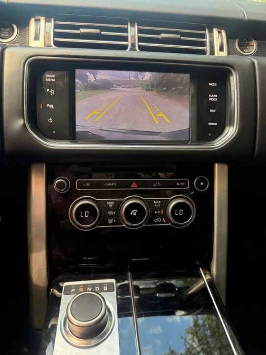 2013 Land Rover Range Rover L405 - Image 14 of 16