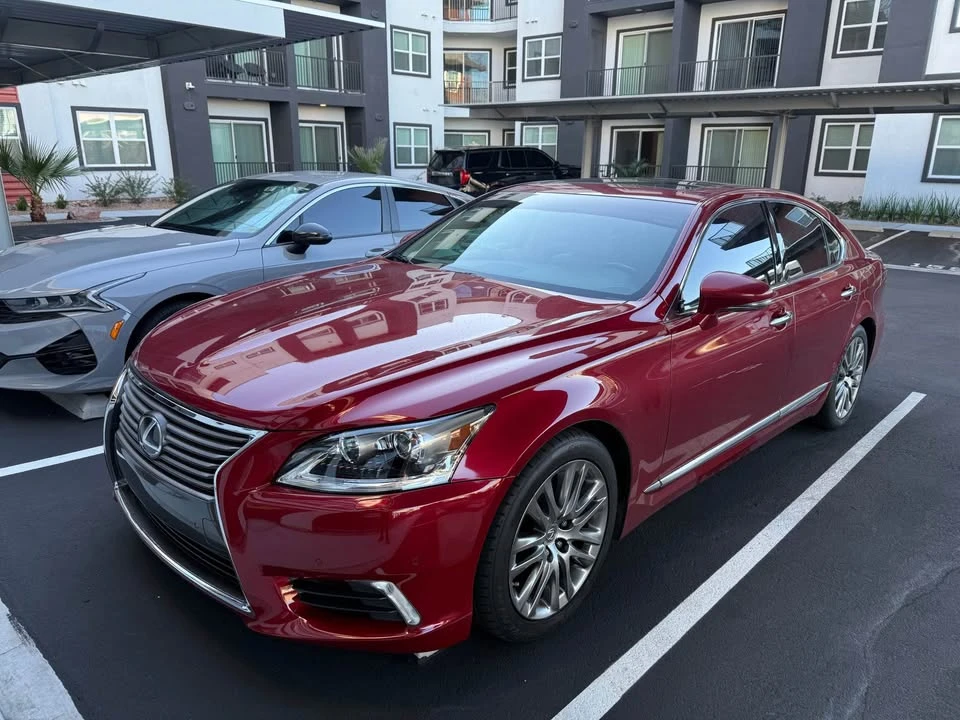 2013 Lexus LS 4th Gen - Image 4 of 5