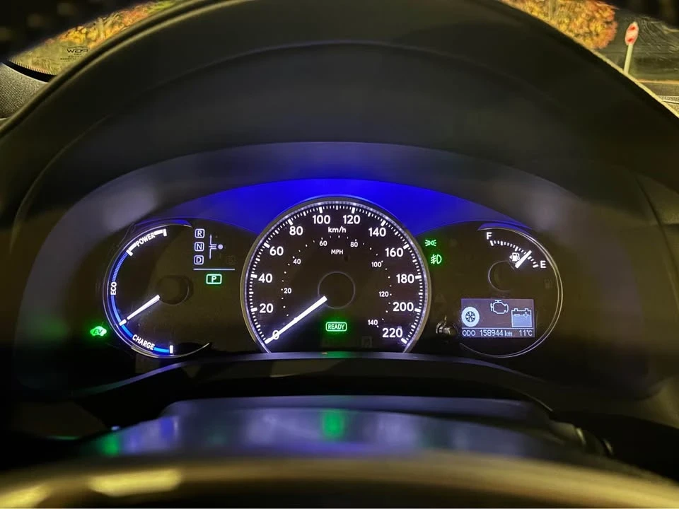2013 Lexus CT - Image 11 of 14