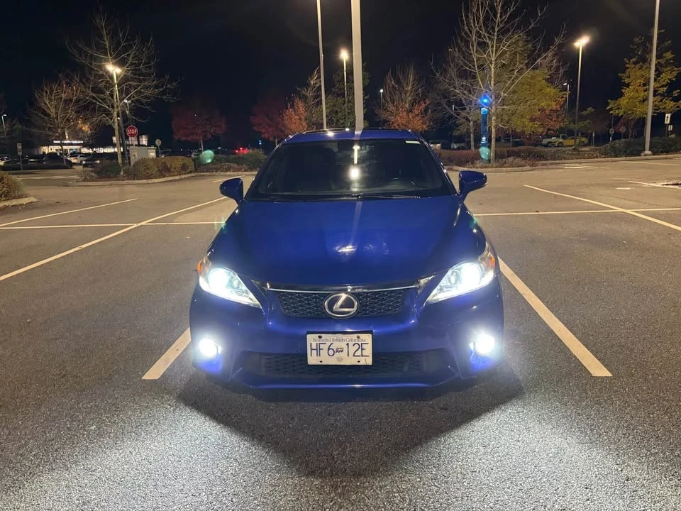 2013 Lexus CT - Image 2 of 14