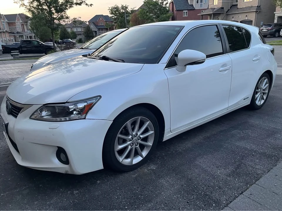 2013 Lexus CT - Image 2 of 5