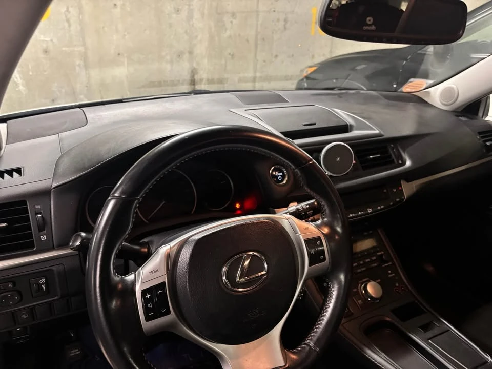 2013 Lexus CT - Image 14 of 14