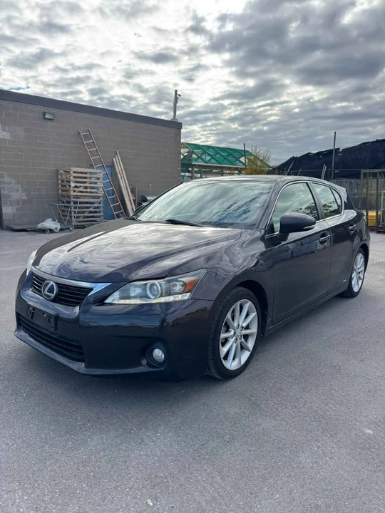 2013 Lexus CT - Image 3 of 15