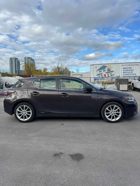 2013 Lexus CT - Image 4 of 15