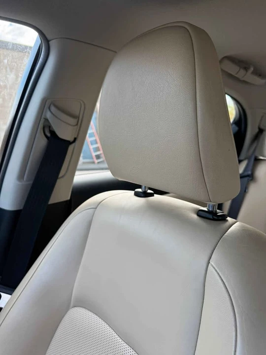 2013 Lexus CT - Image 15 of 15