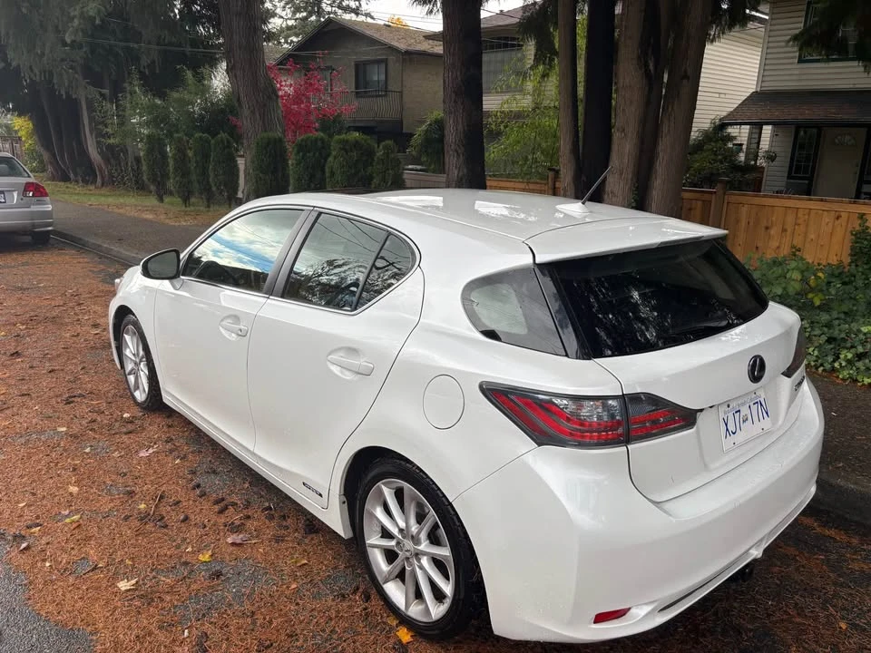 2013 Lexus CT - Image 7 of 14