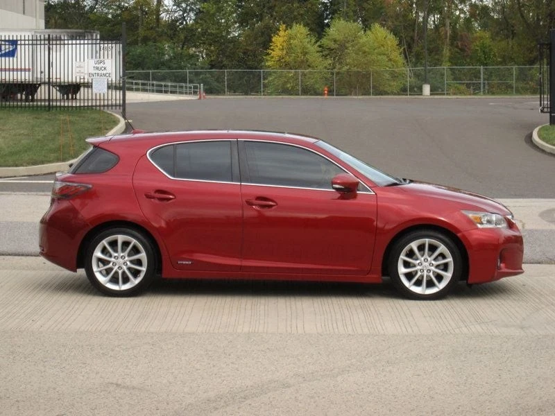 2013 Lexus CT - Image 9 of 12