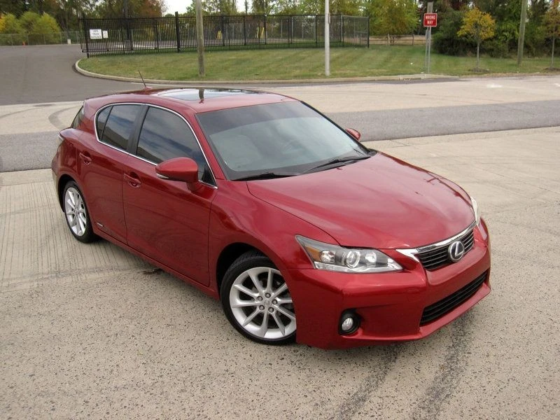 2013 Lexus CT - Image 2 of 12