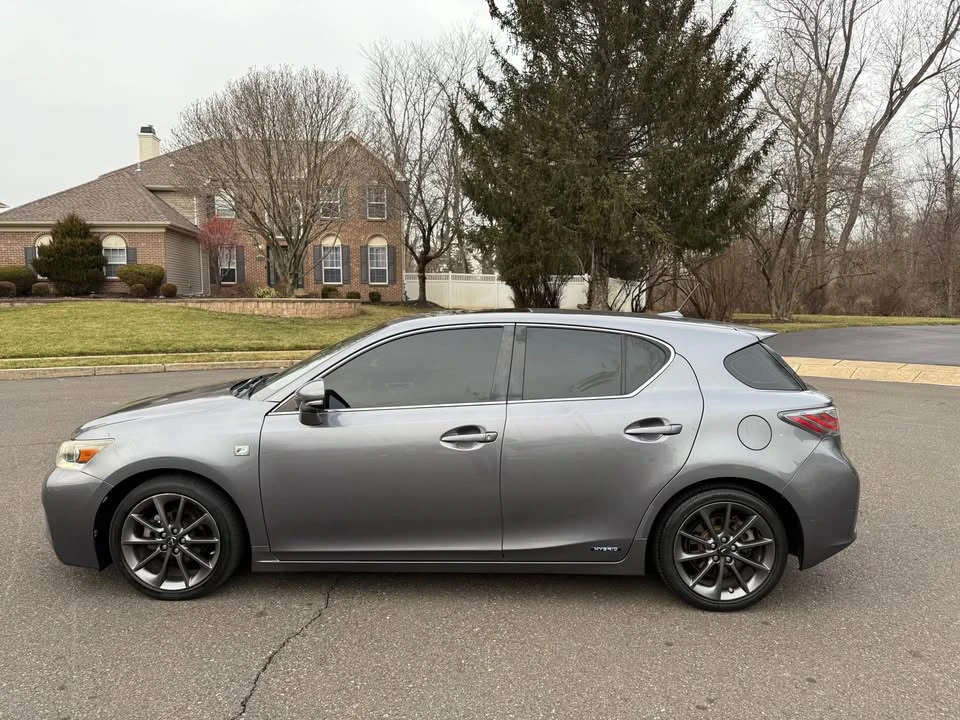 2013 Lexus CT - Image 6 of 17