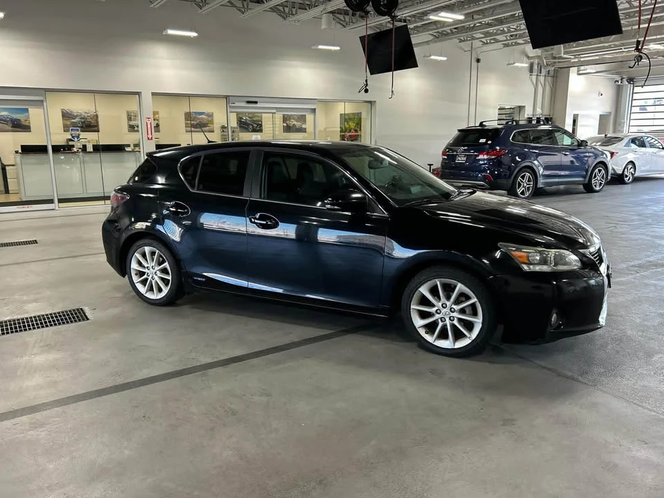 2013 Lexus CT - Image 7 of 10
