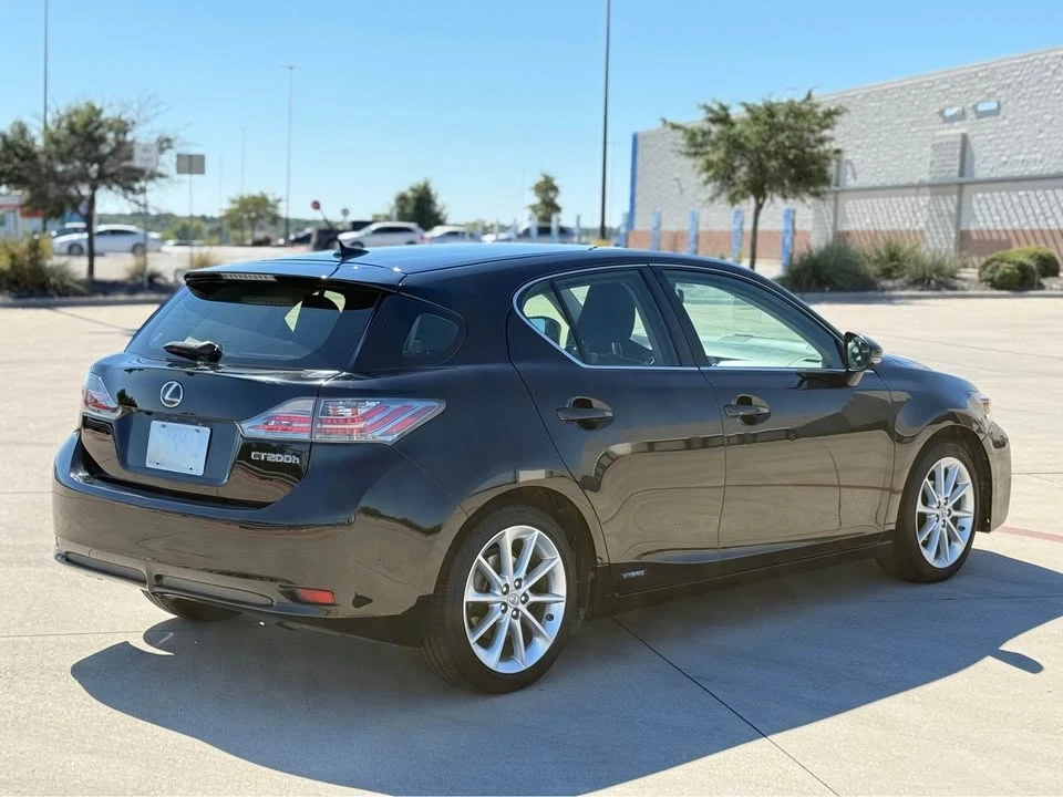 2013 Lexus CT - Image 6 of 15