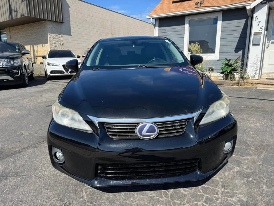 2013 Lexus CT - Image 2 of 11