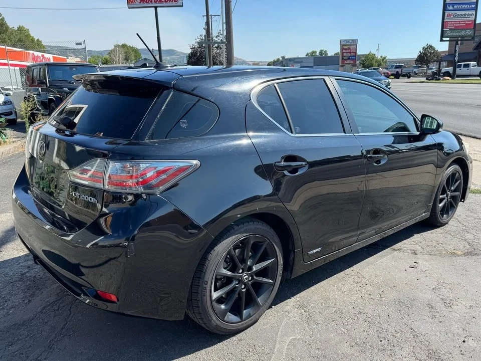 2013 Lexus CT - Image 6 of 11